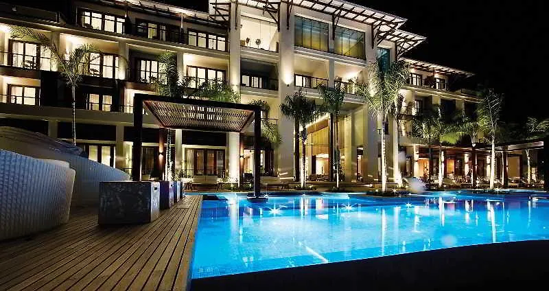 Eden Bleu Hotel 4*, Eden Island