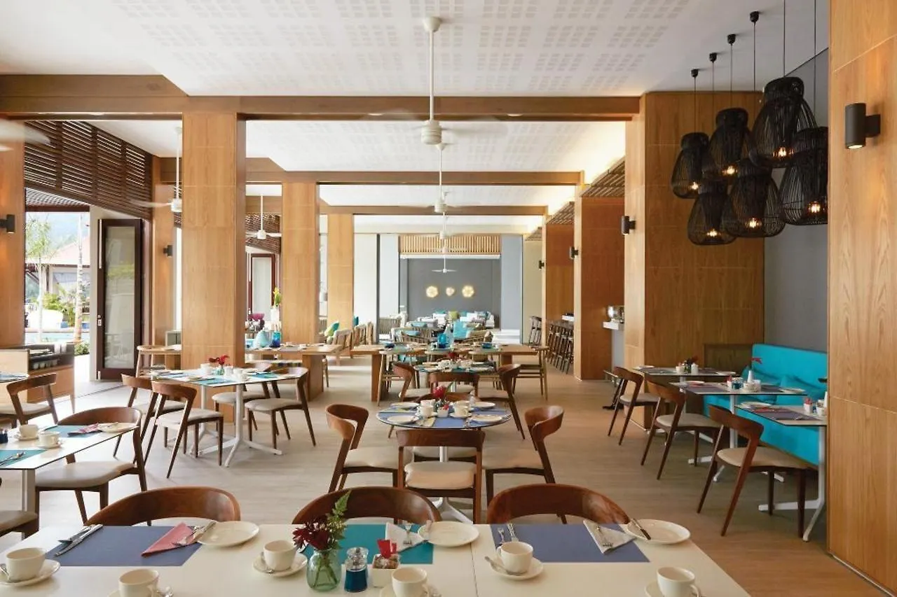 Eden Bleu Hotel