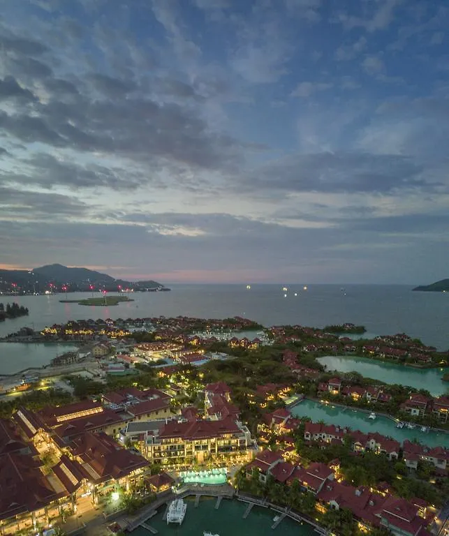 Eden Bleu Hotel  Eden Island